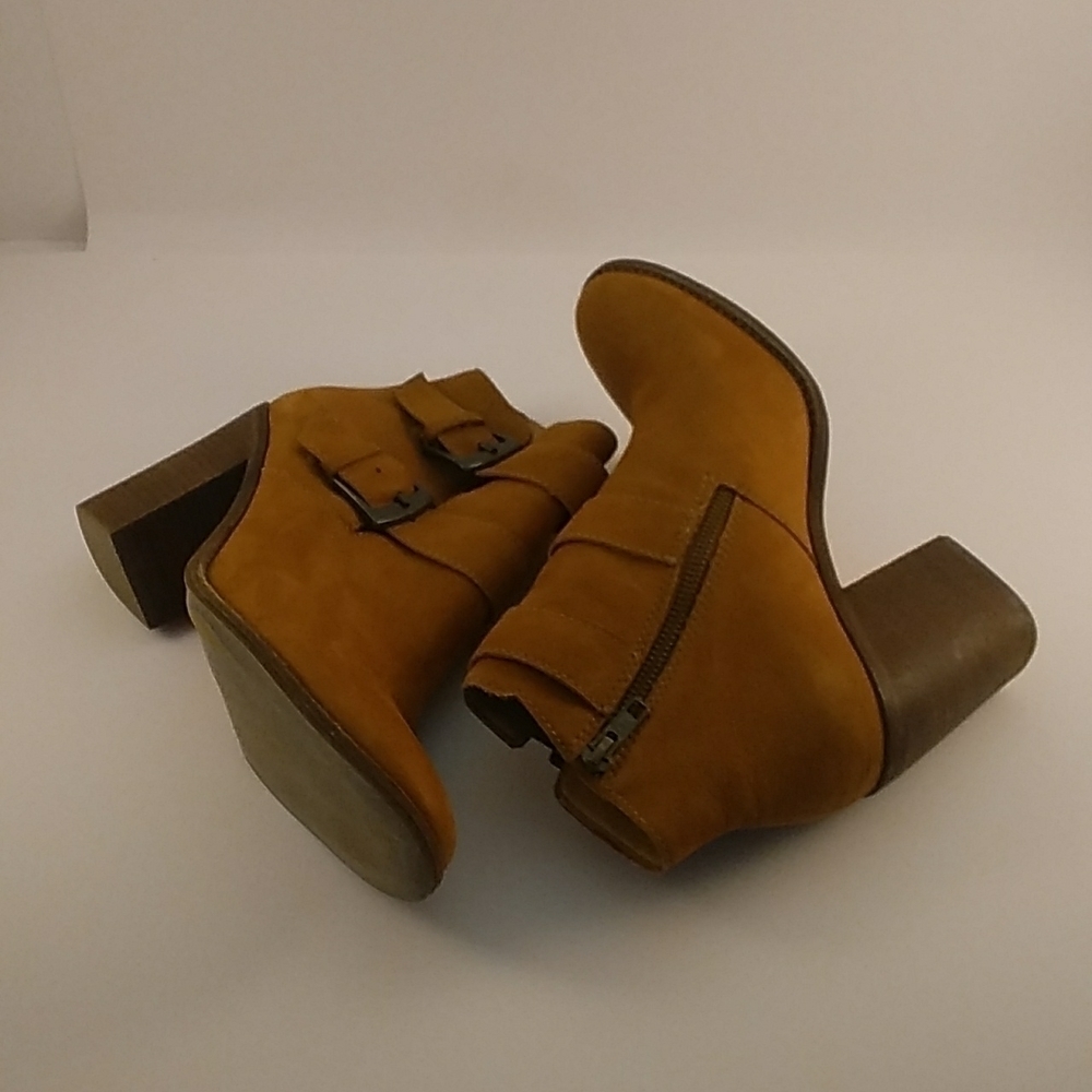 Steve Madden Women's Brown Leather Ankle Zip Boots Size 9.5 stacked Block Heels. - Picture 8 of 11